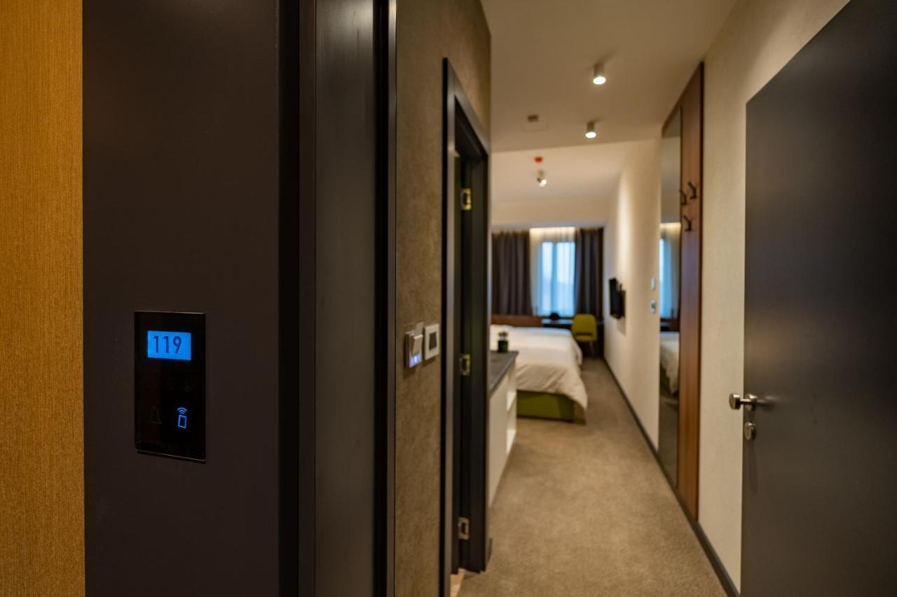 Hotel Element Novi Sad Exterior photo